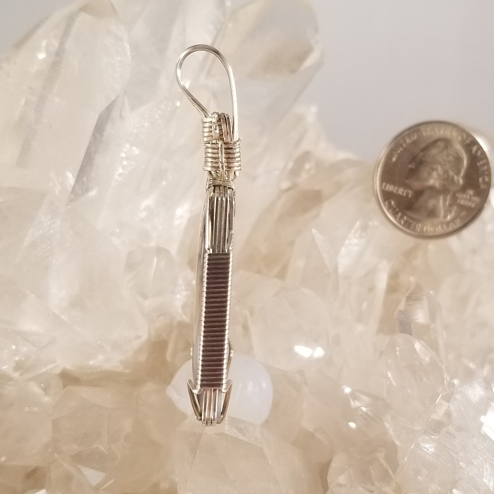Wire wrapped Brazilian Agate Pendate - Picture 7 of 12